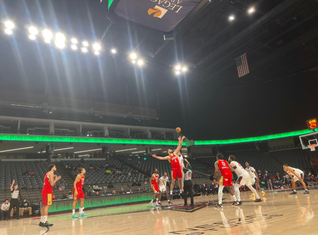Birmingham Squadron vs Raptors 905 Dino Night Presented by NEEZO Studios